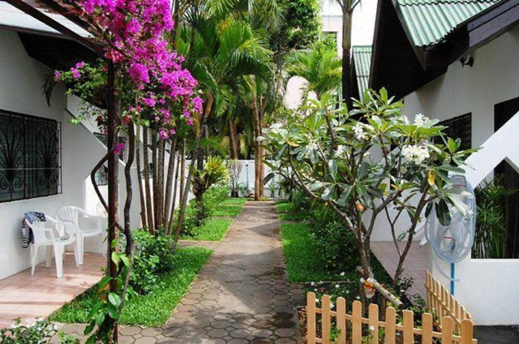 Hacienda Phuket Hotel Patong Ngoại thất bức ảnh