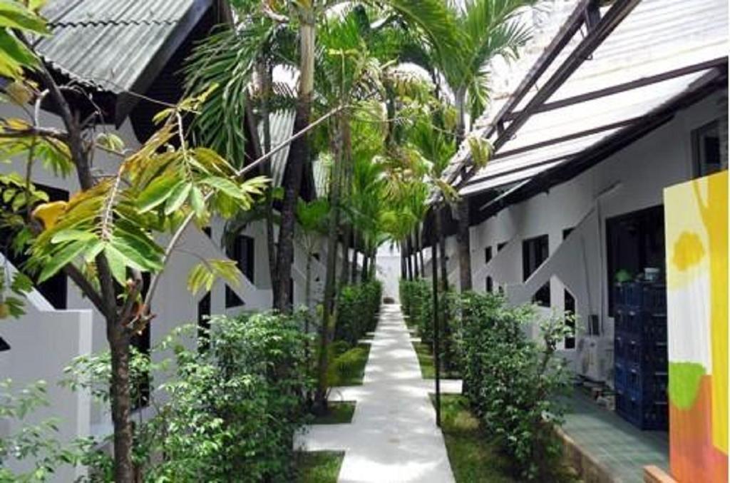 Hacienda Phuket Hotel Patong Ngoại thất bức ảnh
